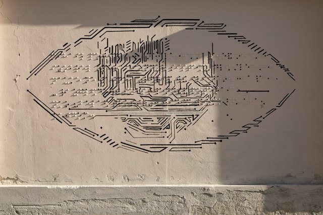 Изображение глаза, состоящего из микросхем